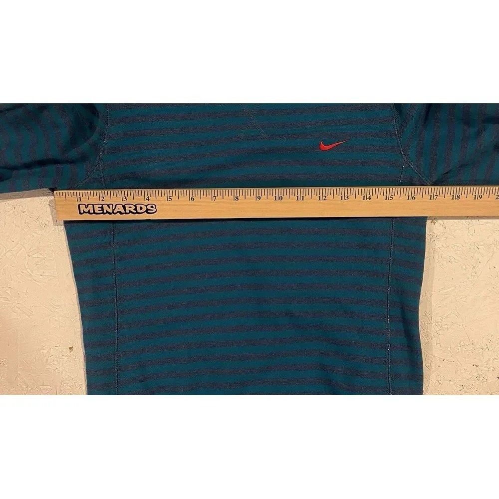 Nike The Athletic Dept Sweatshirt M Retro Stripe Crew Neck Blue Teal Athleisure‎